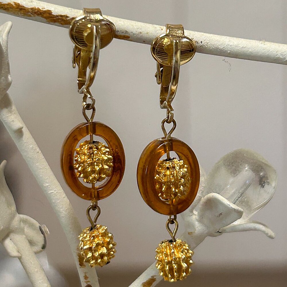 Vintage 1960s Womens Clip Earrings Plastic Gold Tone Metal
